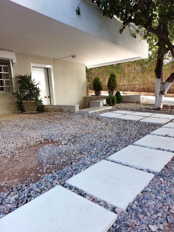 Ferienwohnung Naiads Nest - The Garden Gem Varkiza Exterior foto